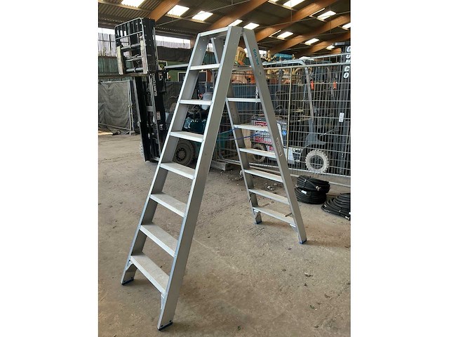 Solide dt 8 trapladder - afbeelding 2 van  4