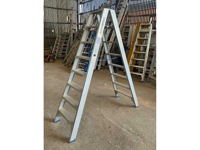 Solide dt 8 trapladder - afbeelding 4 van  4