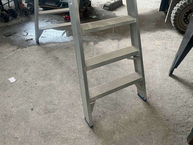 Solide dt8 aluminium trapladder - afbeelding 2 van  4