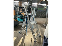 Solide pir0406 opvouwbare uitschuifbare bordesladder - afbeelding 1 van  7