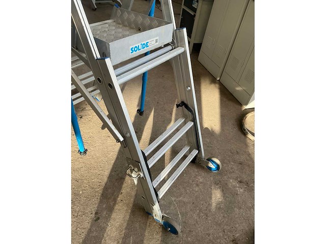 Solide pir0406 opvouwbare uitschuifbare bordesladder - afbeelding 6 van  7