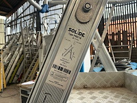 Solide pir0710 opvouwbare uitschuifbare bordesladder - afbeelding 8 van  8