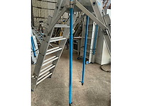 Solide pir0710 opvouwbare uitschuifbare bordesladder - afbeelding 5 van  8