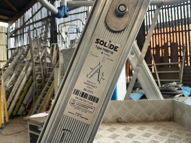 Solide pir0710 opvouwbare uitschuifbare bordesladder - afbeelding 8 van  8