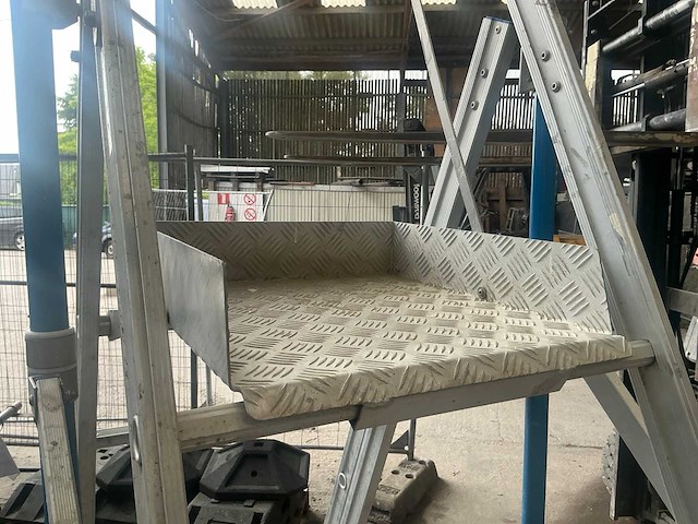 Solide pir0710 uitschuifbare platformladder - afbeelding 6 van  8