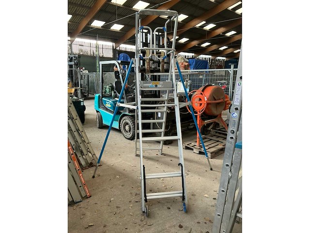Solide pir0710 uitschuifbare trapladder - afbeelding 2 van  7