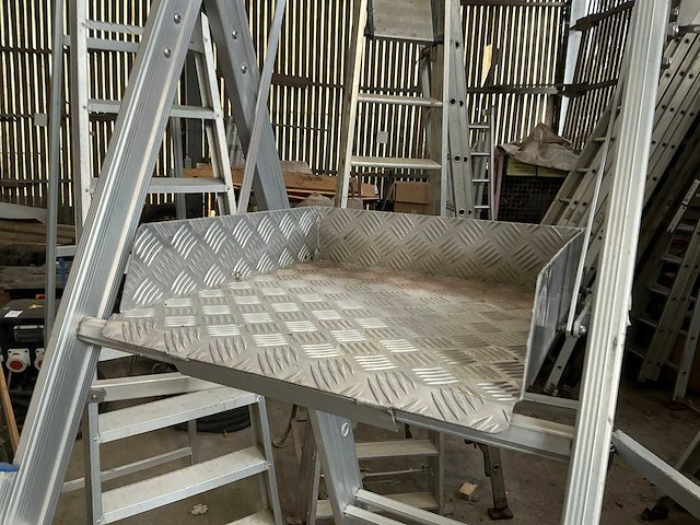 Solide pir0710 uitschuifbare trapladder - afbeelding 5 van  7