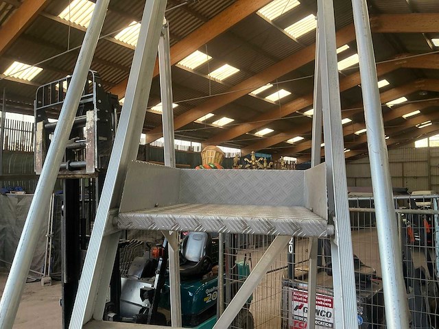 Solide pmp 8 platformladder - afbeelding 6 van  6