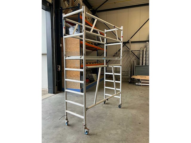 Solide rolsteiger - afbeelding 4 van  8