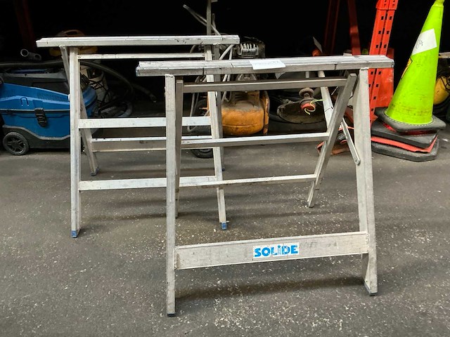 Solide schraag (2x) - afbeelding 1 van  4