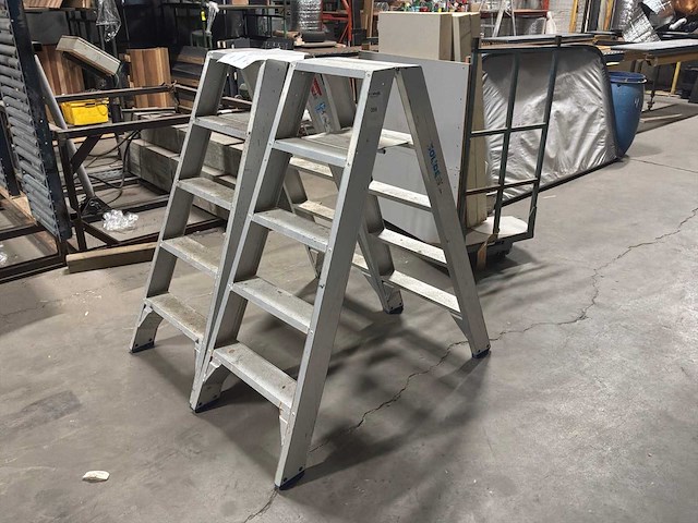 Solide trapladder (2x) - afbeelding 1 van  3