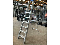 Solide trapladder - afbeelding 1 van  5