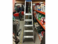 Solide vouwladder - afbeelding 2 van  2