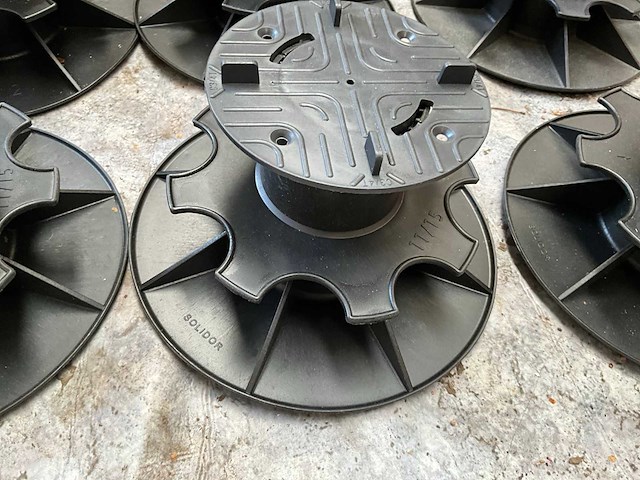 Solidor tegeldragers (30x) - afbeelding 1 van  1