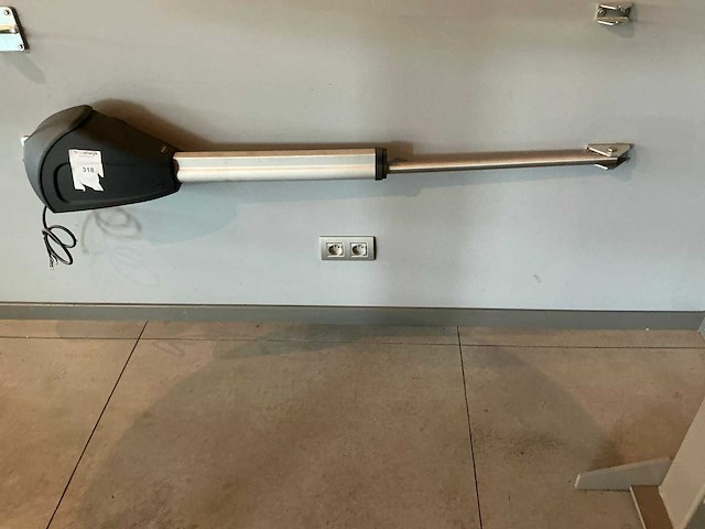 Sommer draaipoortmotor - afbeelding 1 van  1