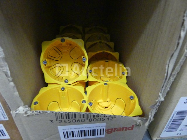 Sonde, pomp, luchtkanalen, bulkhead-kast, enzovoort. - afbeelding 12 van  16