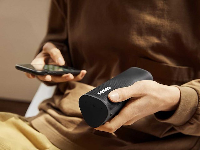 Sonos roam sl (zwart). compact formaat en hoogwaardig geluid - afbeelding 1 van  8