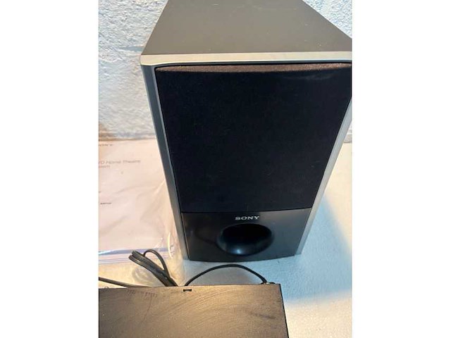 Sony - sony home dvd theatre system - afbeelding 3 van  4