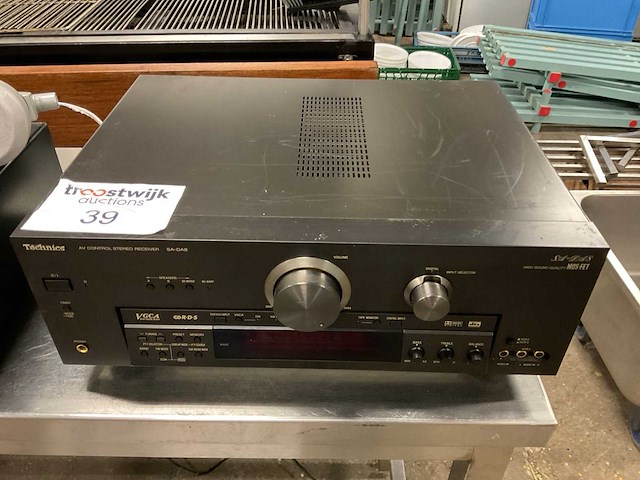 Sony - technicus muziek installatie met boxen ((5) - afbeelding 9 van  16