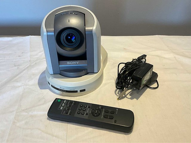 Sony brc-300 kleuren videocamera - afbeelding 1 van  4