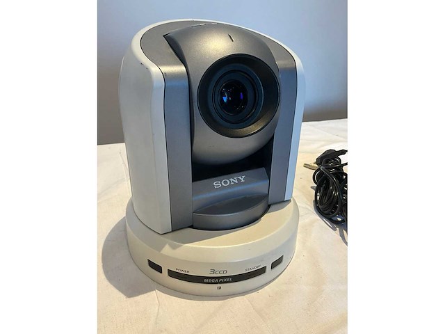 Sony brc-300 kleuren videocamera - afbeelding 2 van  4