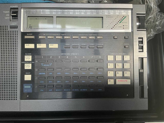 Sony icf-2001d wereld ontvanger radio - afbeelding 4 van  8