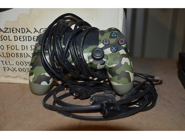 Sony playstation 4 console met controller en 5 spellen - afbeelding 4 van  5