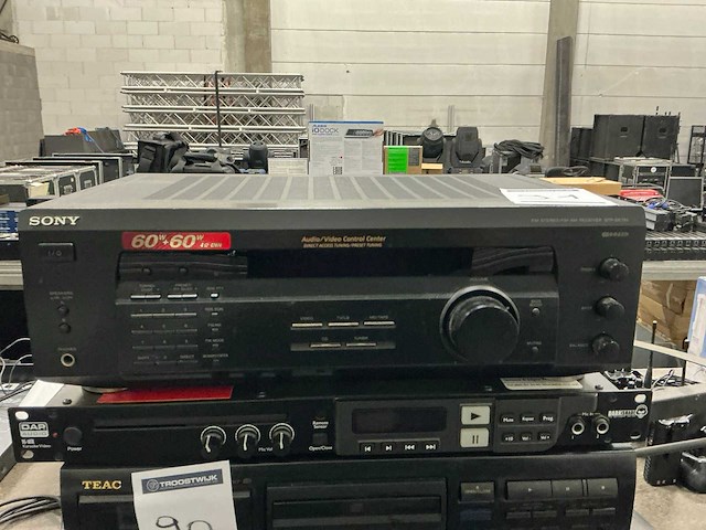 Sony str-de135 versterker - afbeelding 1 van  3