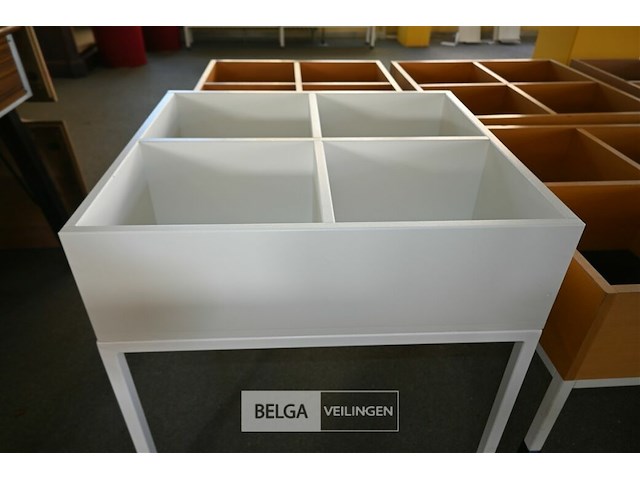 Sorteerbak bibliotheek op wielen - afbeelding 2 van  4