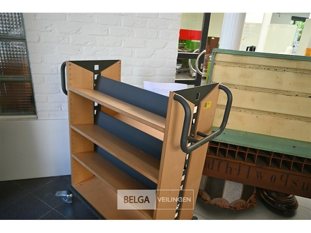 Sorteerkar bibliotheek - afbeelding 4 van  5