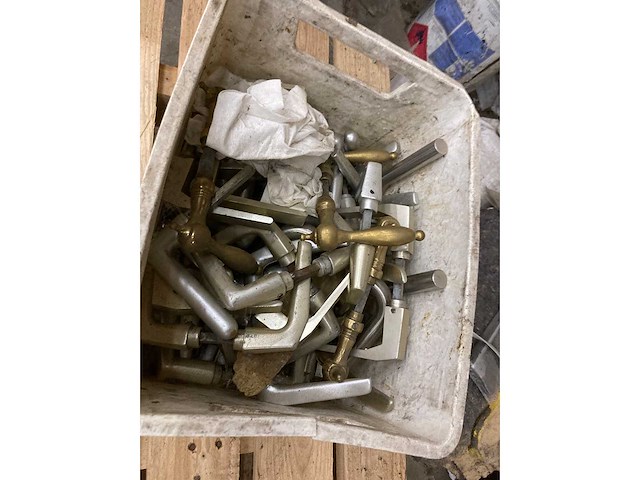 Sorteerkasten met inhoud - afbeelding 8 van  27