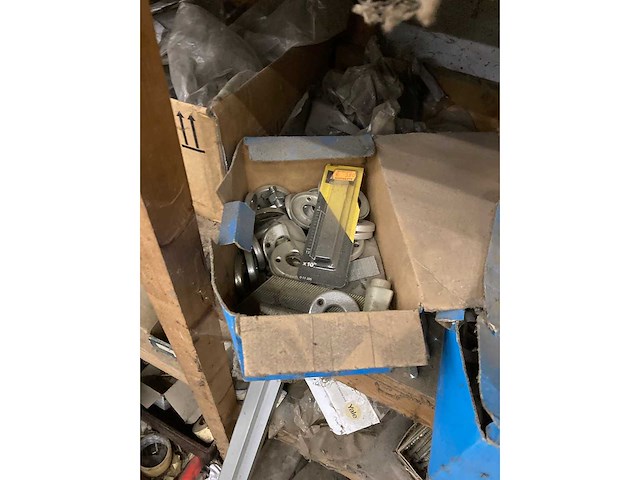 Sorteerkasten met inhoud - afbeelding 12 van  27