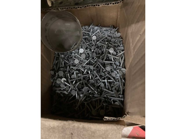 Sorteerkasten met inhoud - afbeelding 25 van  27