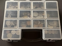 Sorteerkoffer met diverse munten - afbeelding 1 van  8