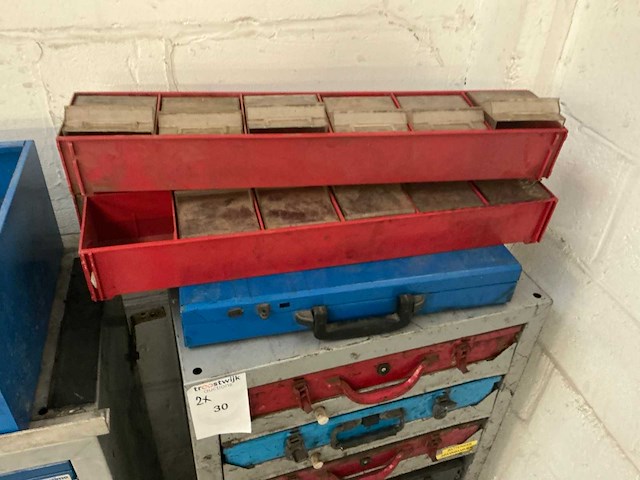 Sortimo gereedschapskoffers in kast (2x) - afbeelding 8 van  8