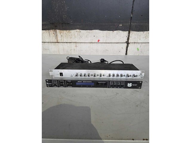 Sound processors (2x) - afbeelding 1 van  2