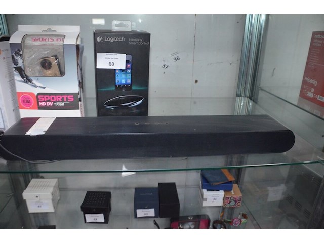 Soundbare samsung hw-s60b, buitencamera motorola focus73, camera sports, harmony hub logitech - afbeelding 4 van  8