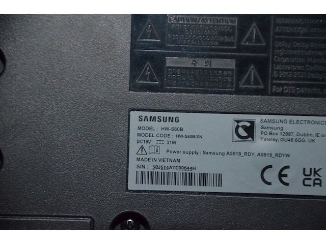 Soundbare samsung hw-s60b, buitencamera motorola focus73, camera sports, harmony hub logitech - afbeelding 5 van  8