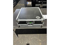 Soundcraft - signature 16 - analog mixing console soundcraft signature 16 - afbeelding 1 van  3