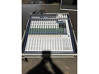 Soundcraft - signature 16 - analog mixing console soundcraft signature 16 - afbeelding 2 van  3
