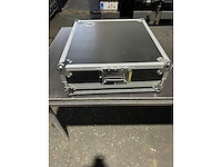 Soundcraft - signature 16 - analog mixing console soundcraft signature 16 - afbeelding 1 van  3