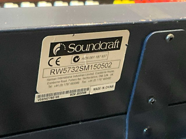 Soundcraft live8 analoge mengtafel - afbeelding 6 van  8