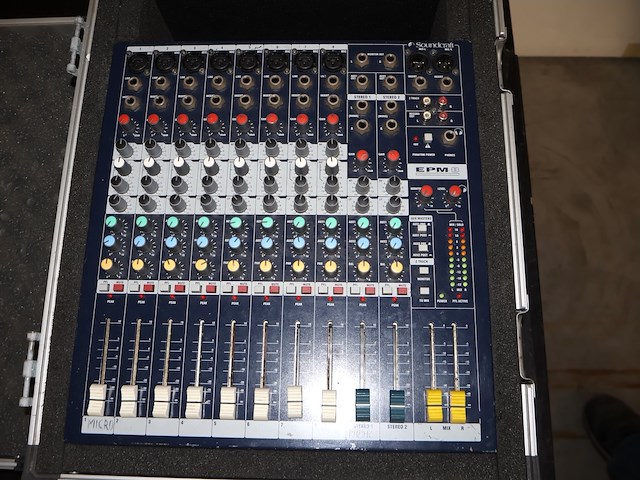 Soundcraft mengpaneel - afbeelding 3 van  6