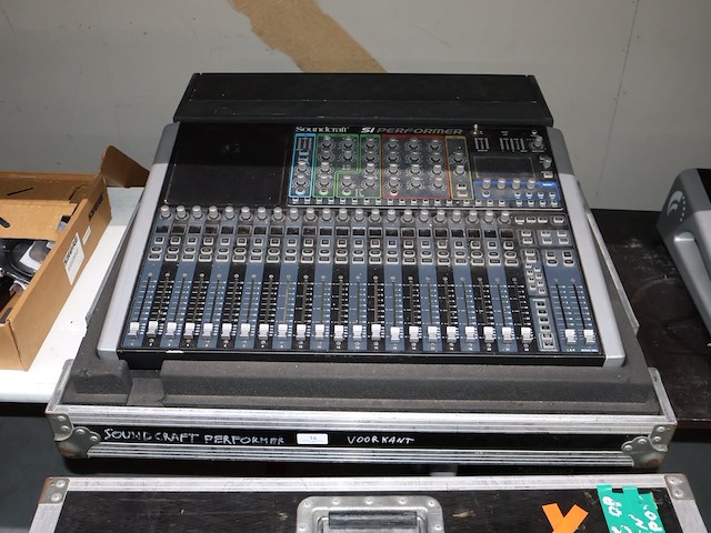 Soundcraft si performer mengpaneel - afbeelding 1 van  7