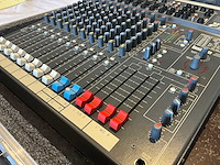 Soundcraft spirit fx8 analoge mengtafel - afbeelding 2 van  5