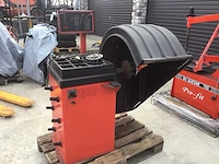 Souriau tecalemit 1862 balanceringsmachine - afbeelding 1 van  12