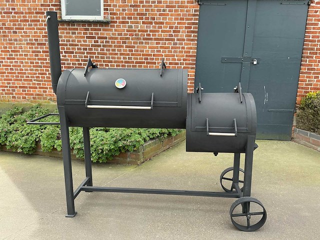 Sow - type medium - smoker - charcoal bbq - afbeelding 6 van  13