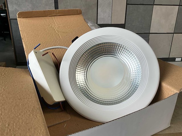 Sowled 190mm 20w 3000k cob lichtbron (95x) - afbeelding 1 van  10