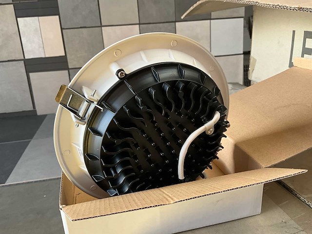 Sowled 220mm 20w 3000k cob-lichtbron (90x) - afbeelding 4 van  9