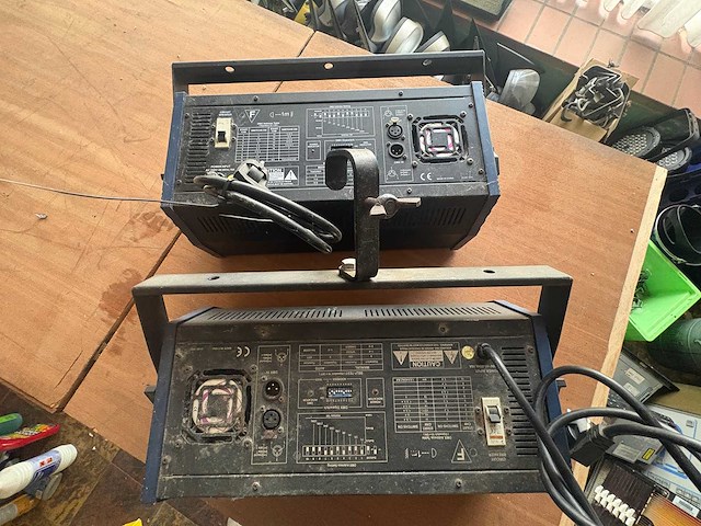 Sowtec - stroboscoop - various light equipment (2x) - afbeelding 2 van  4